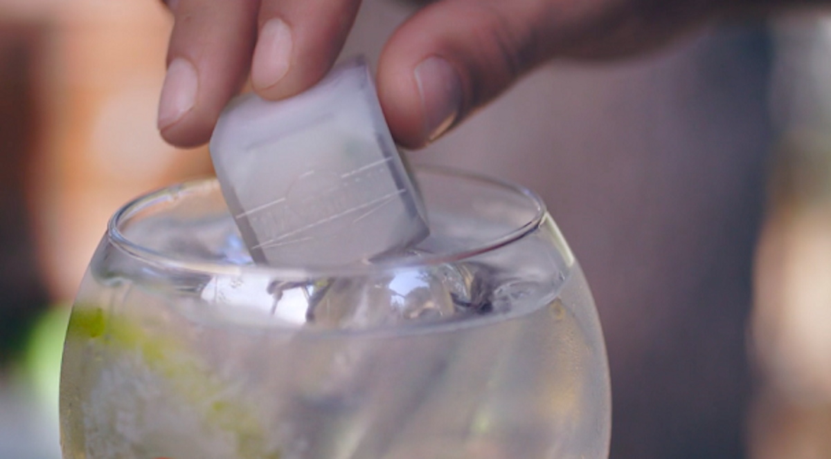 smart-cube-martini-bacardi