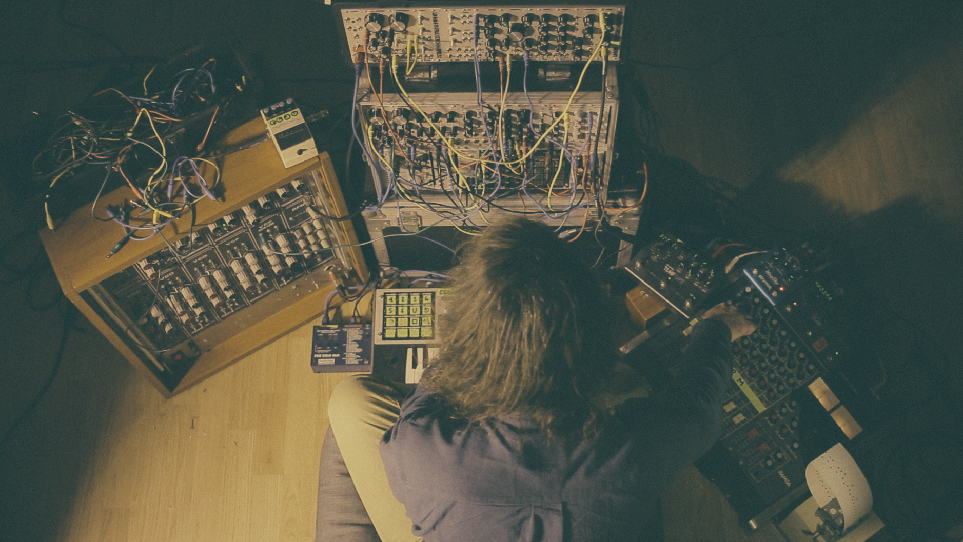 "Oui, allo, le standard, j'écoute"